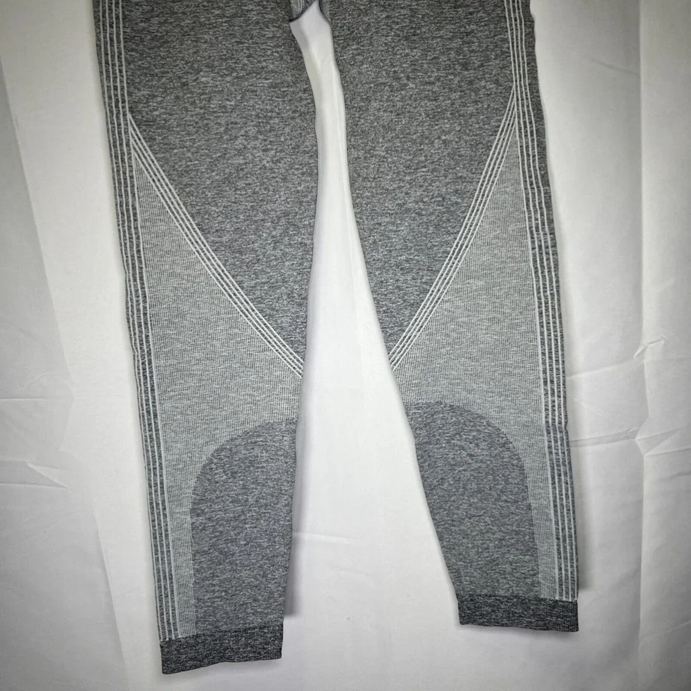 Spanx Seamless Sculpt Legging Spacedye Cloudy Grey Size Small